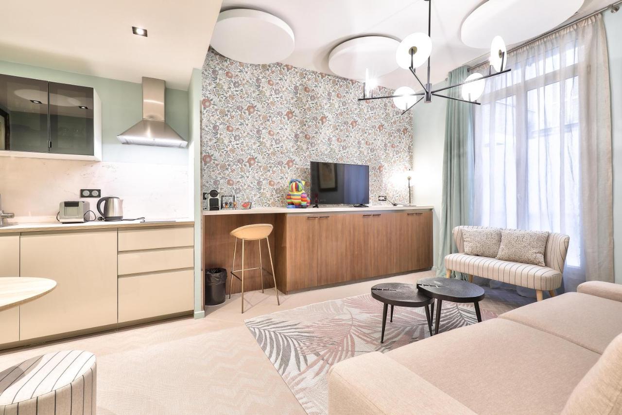 Hotel 33 Marbeuf Παρίσι Εξωτερικό φωτογραφία