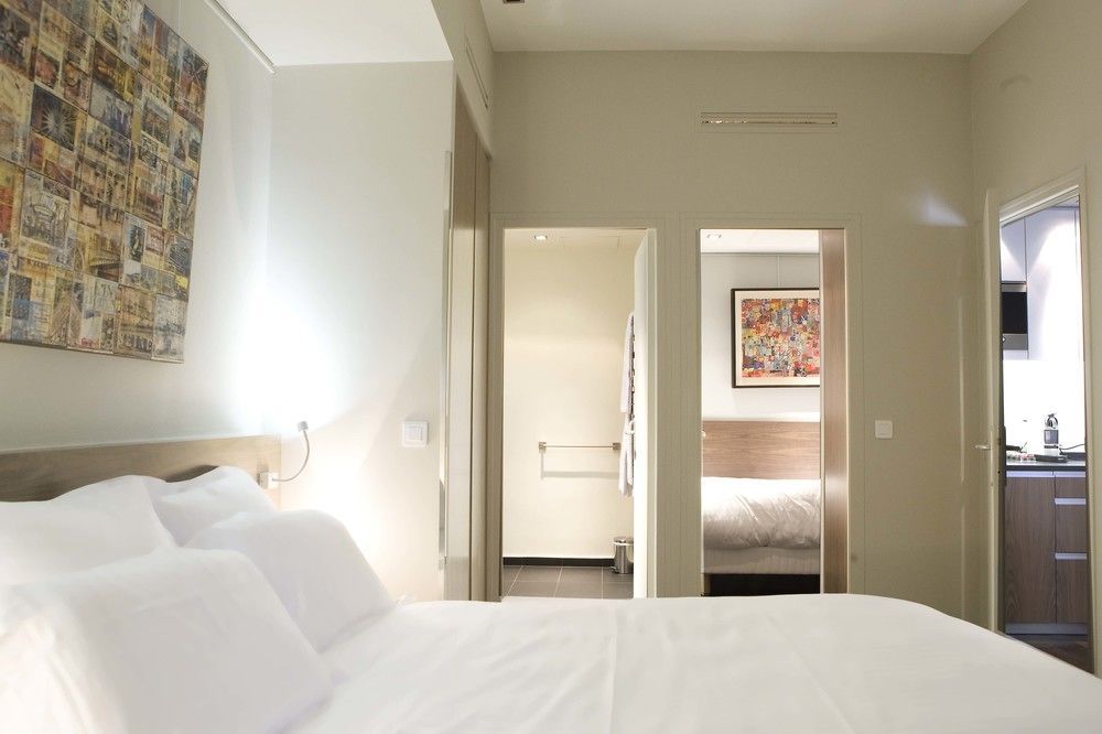 Hotel 33 Marbeuf Παρίσι Εξωτερικό φωτογραφία